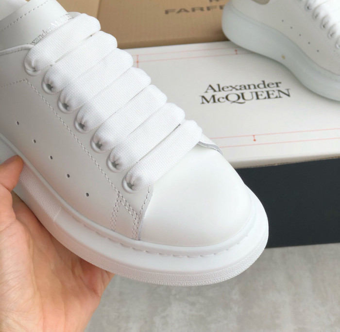 ALEXMQ Sneakers