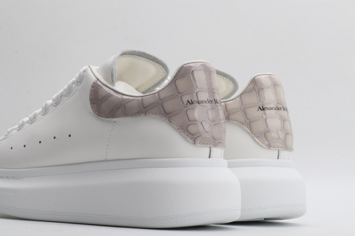 ALEXMQ Sneakers