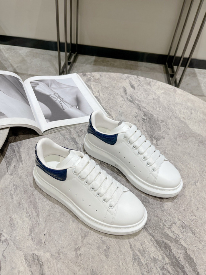 ALEXMQ Sneakers