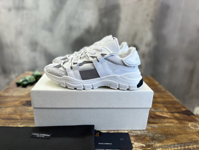 DG SNEAKER
