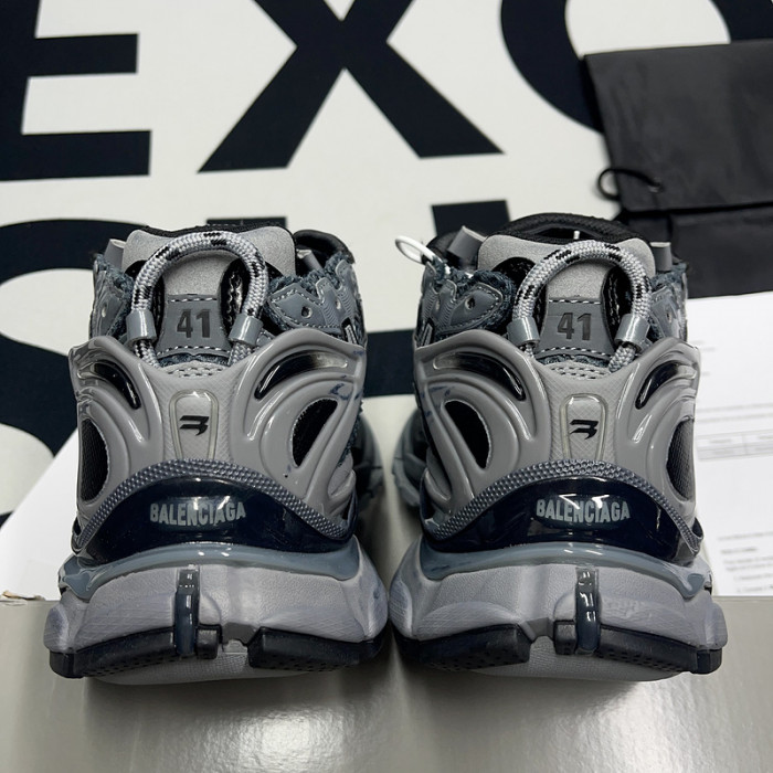 BALCIA RUNNER SNEAKER