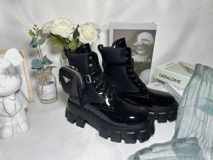 Pra*a boots