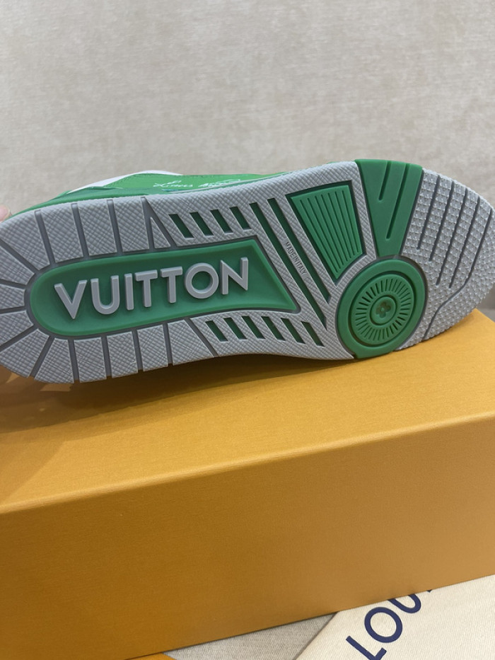 LUSV SNEAKERS
