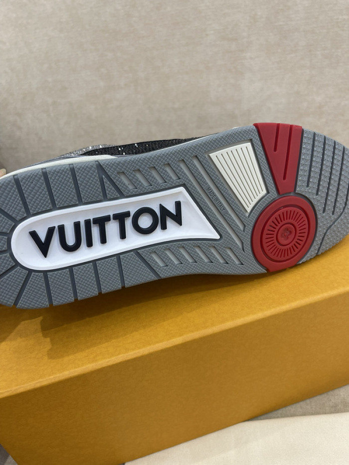 LUSV SNEAKERS