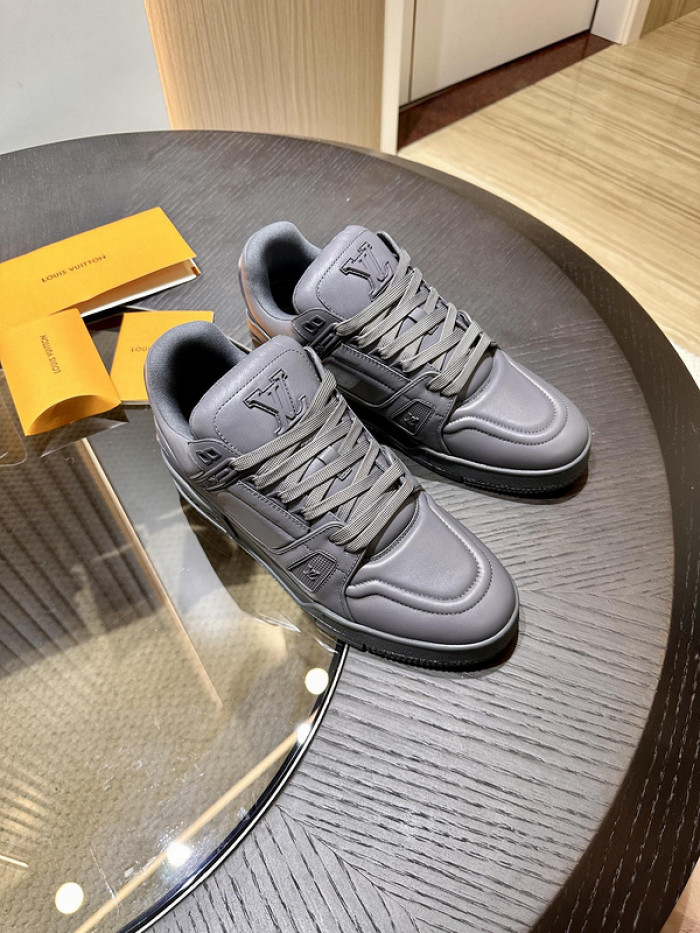 LUSV SNEAKERS