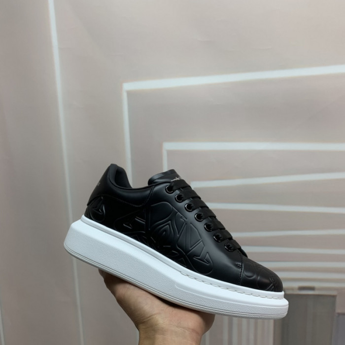 ALEXMQ Sneakers