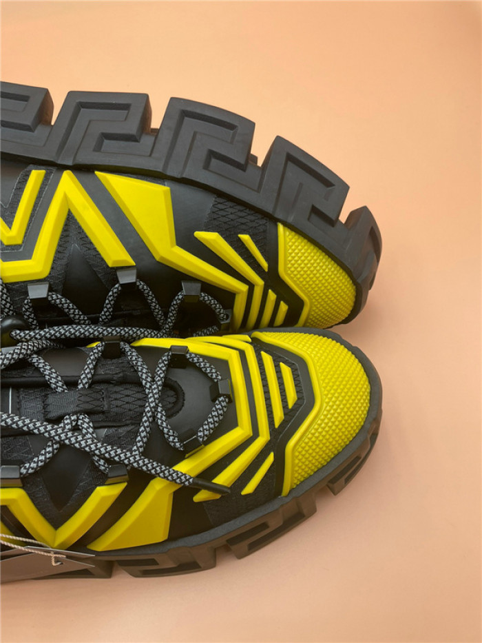 VRCE Sneaker