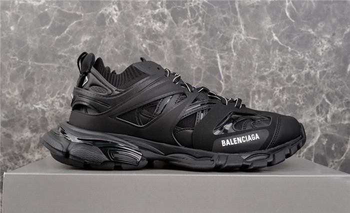 BALCIA Track SNEAKER