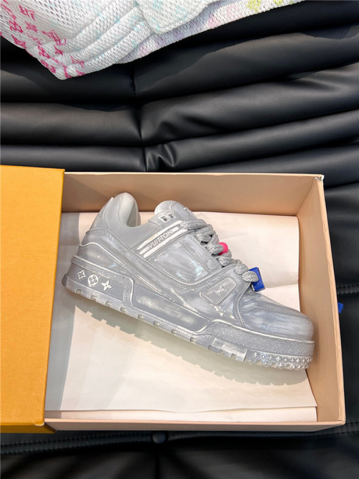 LUSV SNEAKERS