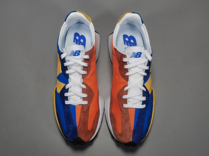 New Balance 327 
