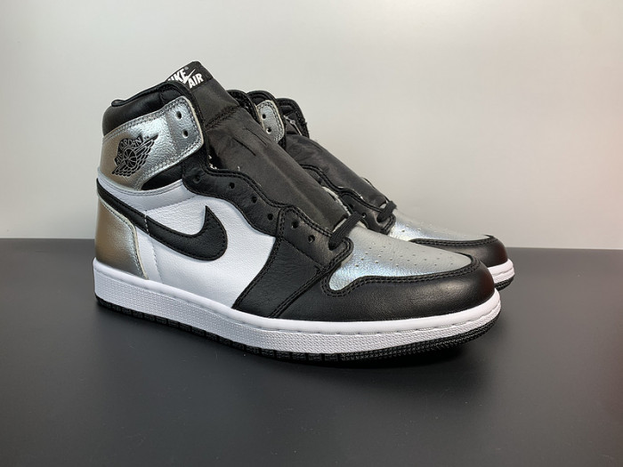 Air Jordan 1 Retro High OG Silver Toe CD0461-001