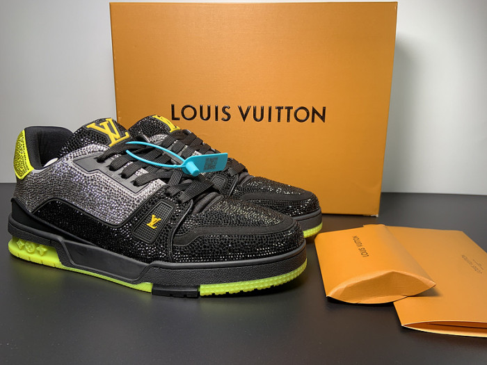 LUSV SNEAKERS