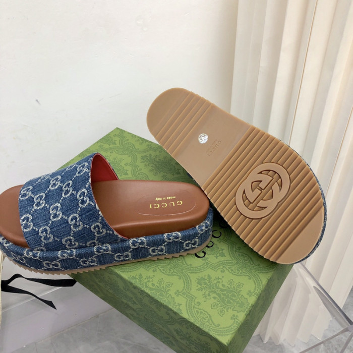 GCI GG Slide Sandal
