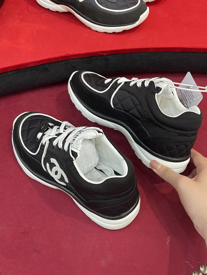 CHNL Sneaker
