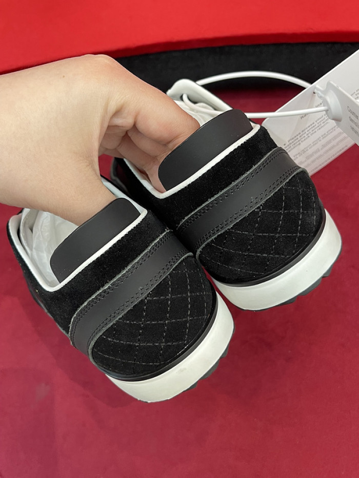 CHNL Sneaker