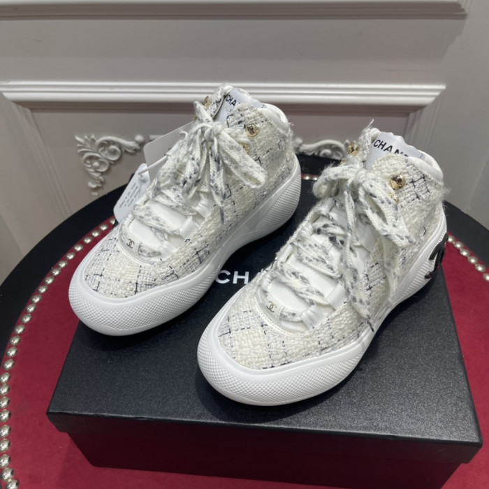 CHNL Sneaker