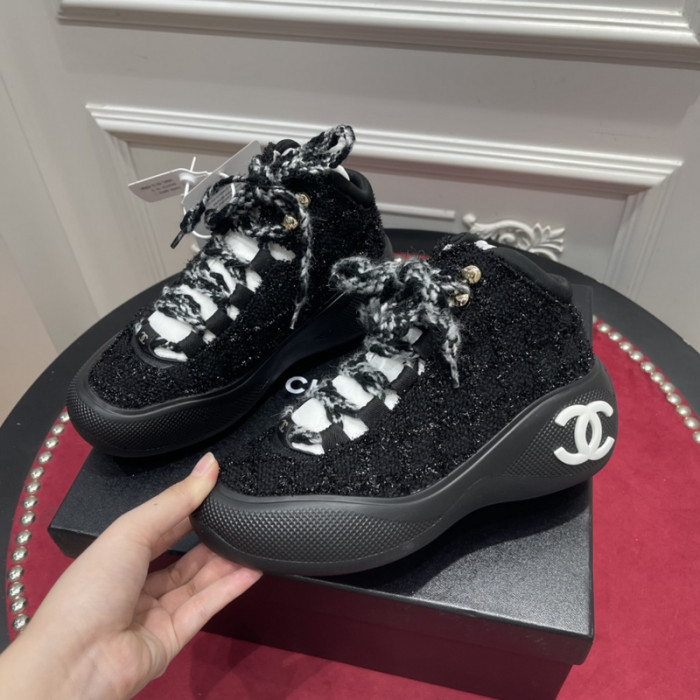 CHNL Sneaker
