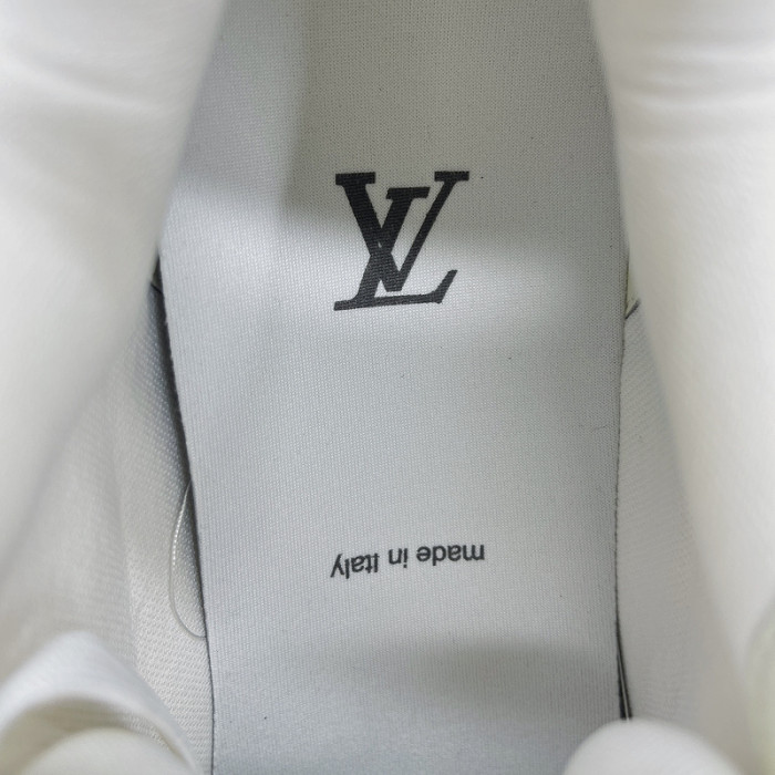 LUSV SNEAKERS