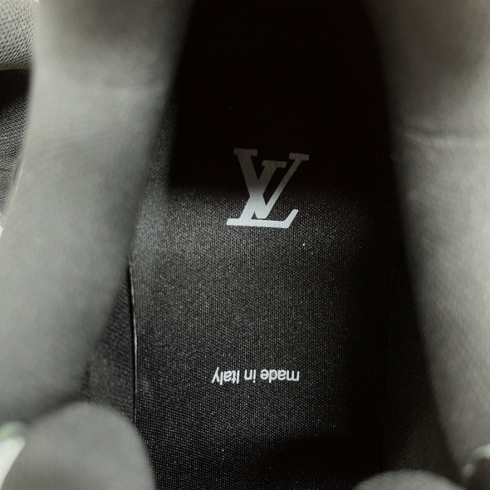LUSV SNEAKERS