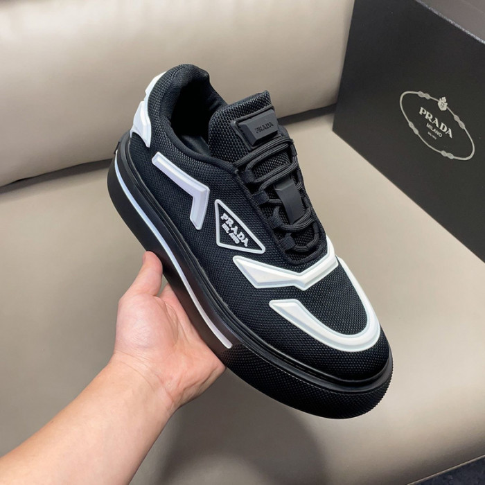 PRDA Sneaker