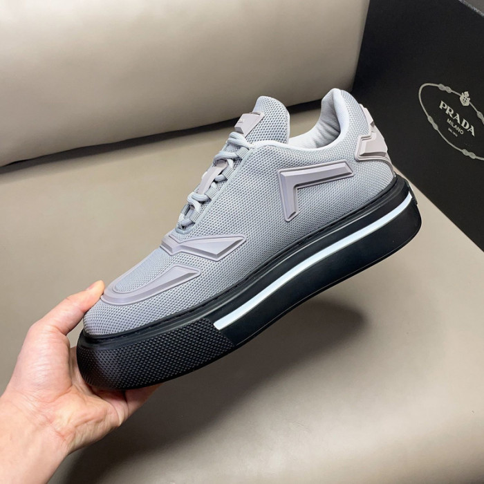 PRDA Sneaker
