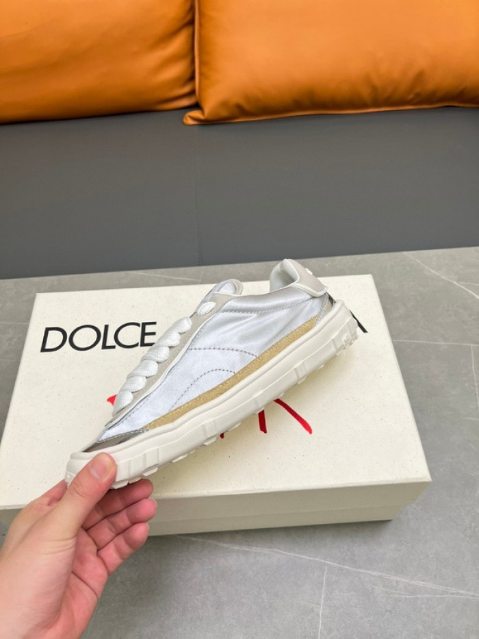 DG SNEAKER