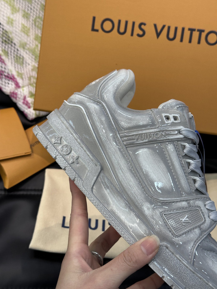 LUSV SNEAKERS