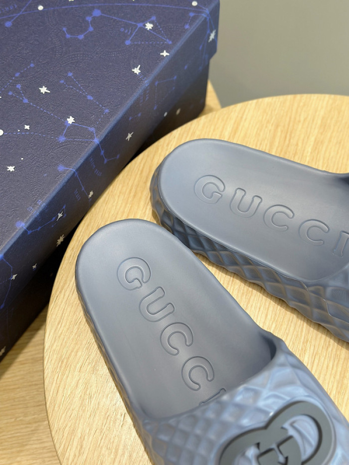 GCI GG Slide Sandal