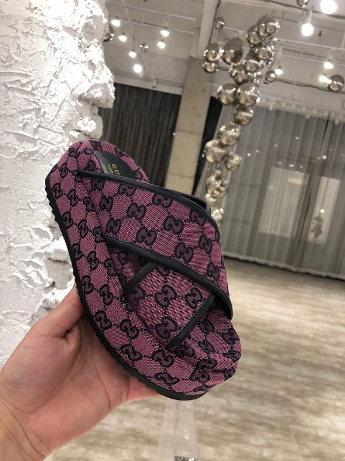 GCI GG Slide Sandal