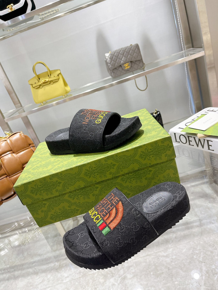 GCI GG Slide Sandal