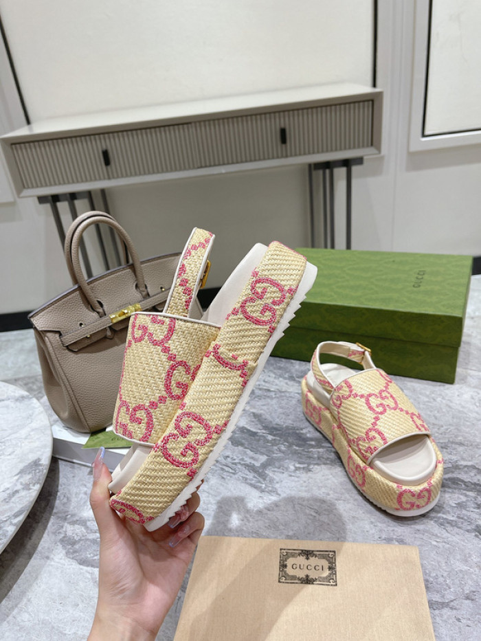 GCI GG Slide Sandal