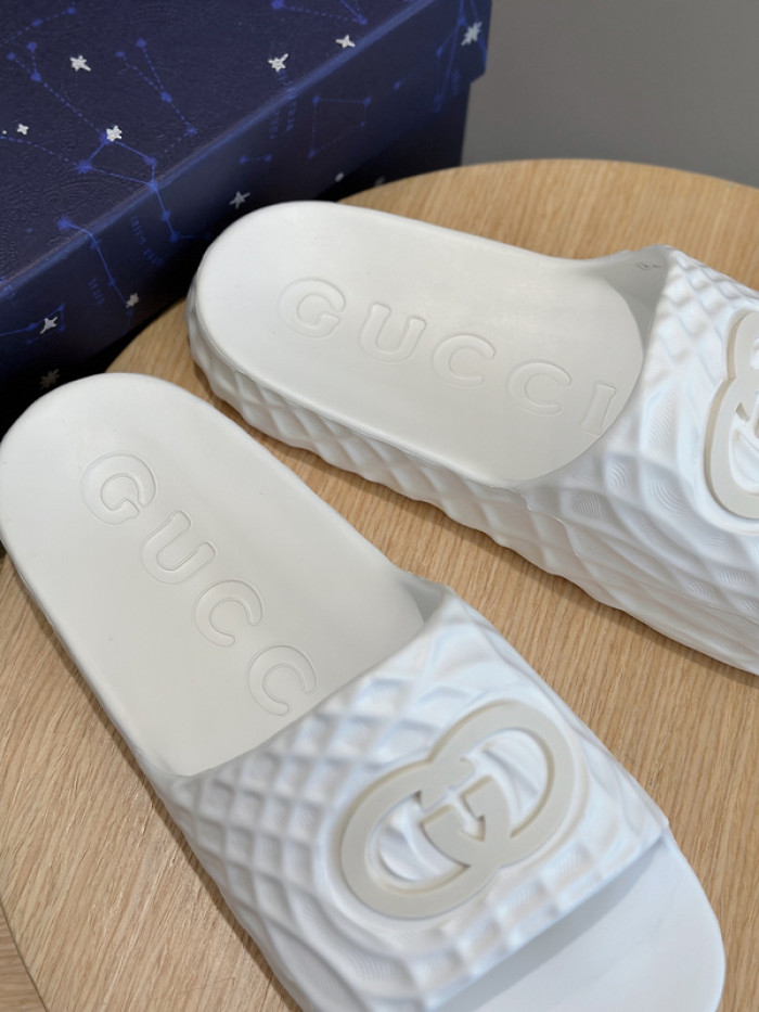 GCI GG Slide Sandal