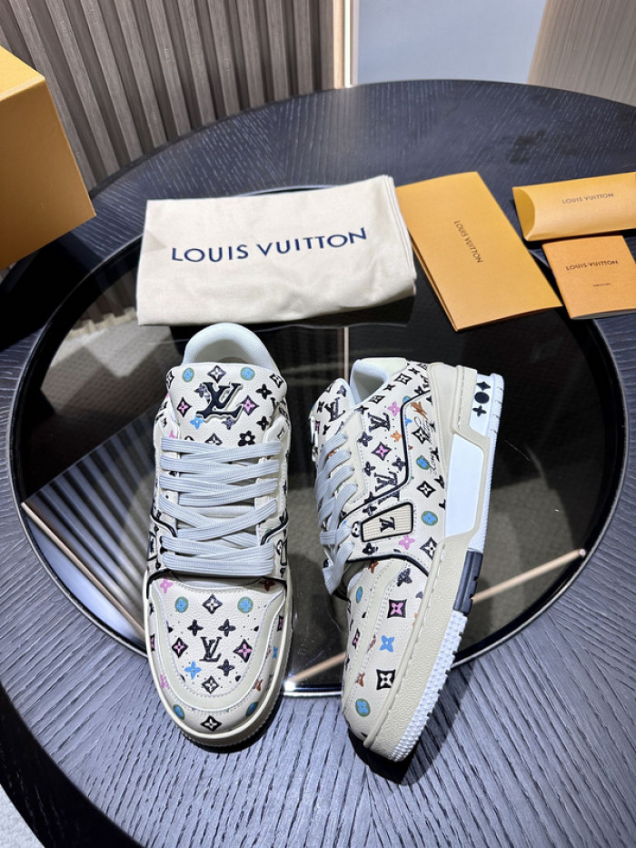 LUSV SNEAKERS