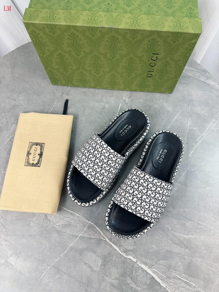 GCI GG Slide Sandal