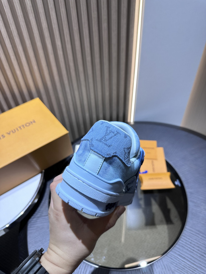 LUSV SNEAKERS