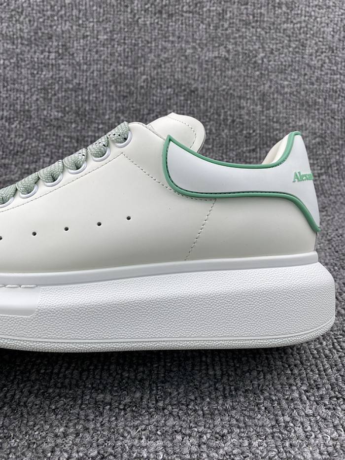 ALEXMQ Sneakers