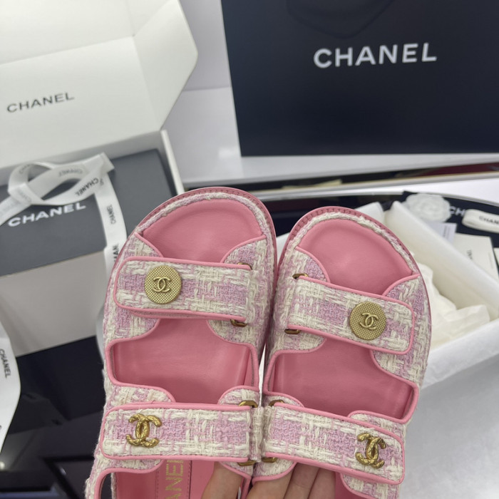 CN Slide Sandal