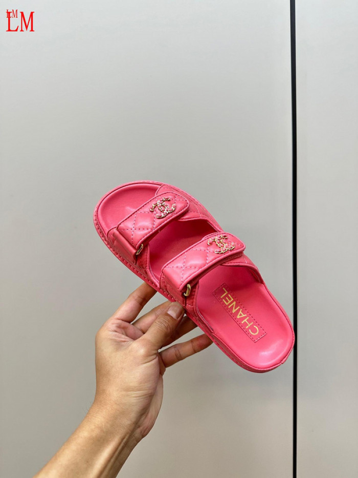 CN Slide Sandal