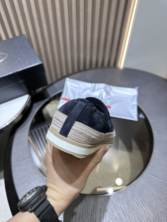 PRDA Sneaker