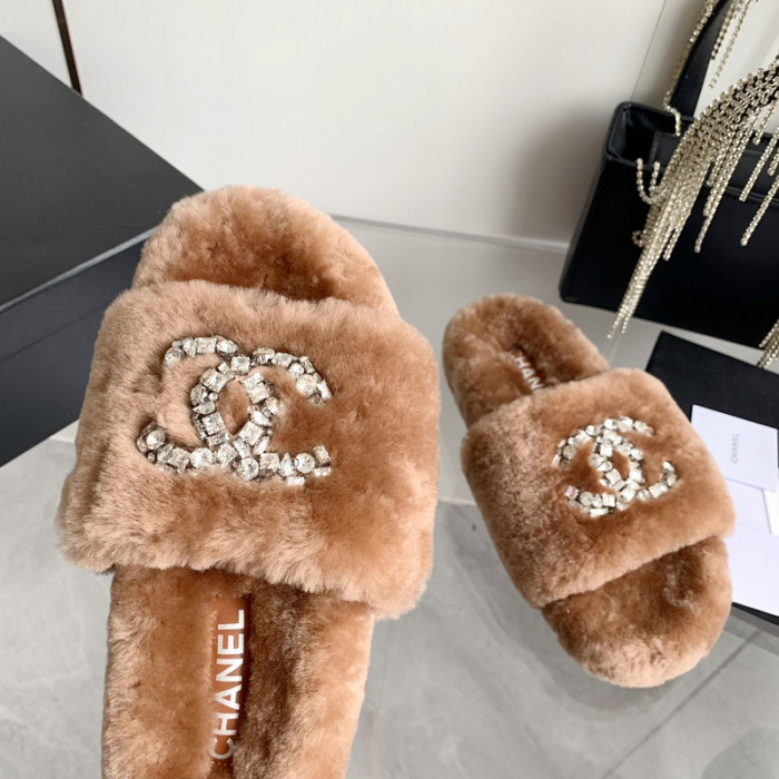 CN Slide Sandal
