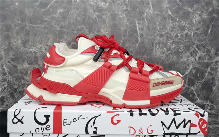 DG SNEAKER
