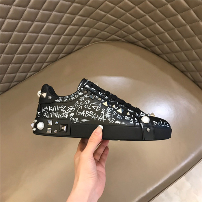 DG SNEAKER
