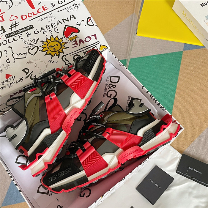 DG SNEAKER