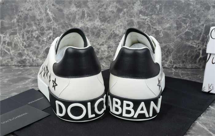 DG SNEAKER