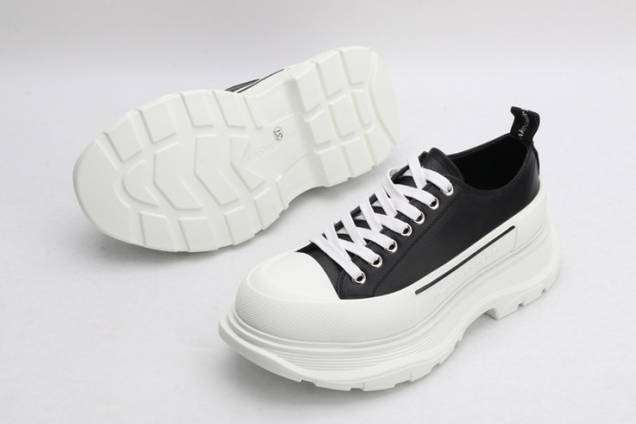 ALEXMQ Sneakers