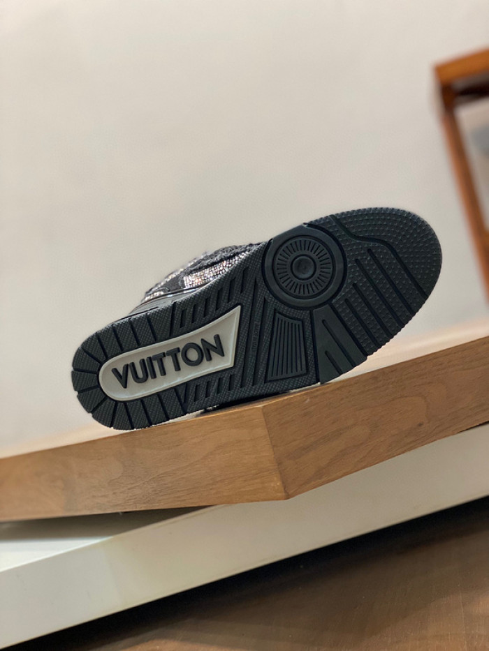 LUSV SNEAKERS