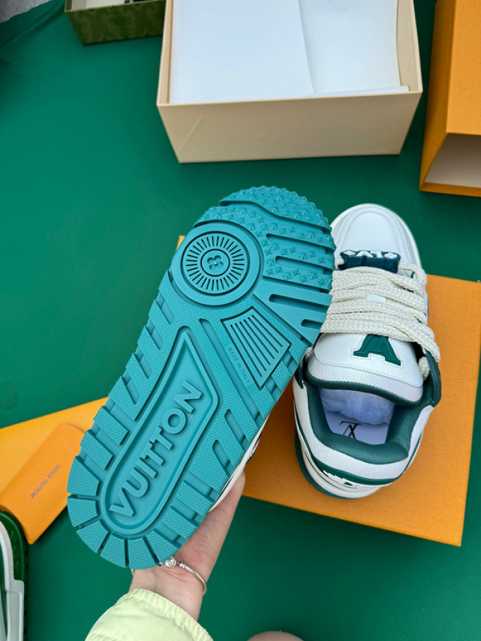 LUSV SNEAKERS
