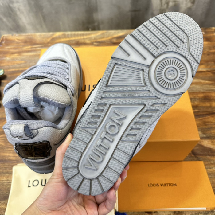 LUSV SNEAKERS