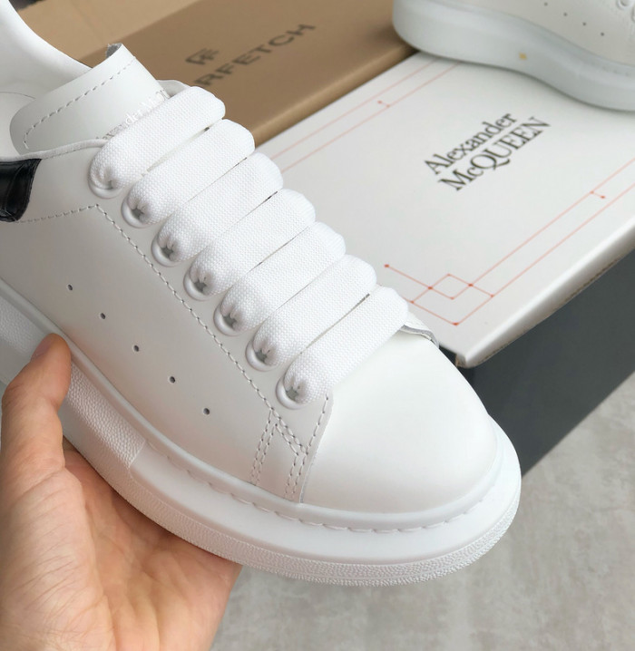 ALEXMQ Sneakers