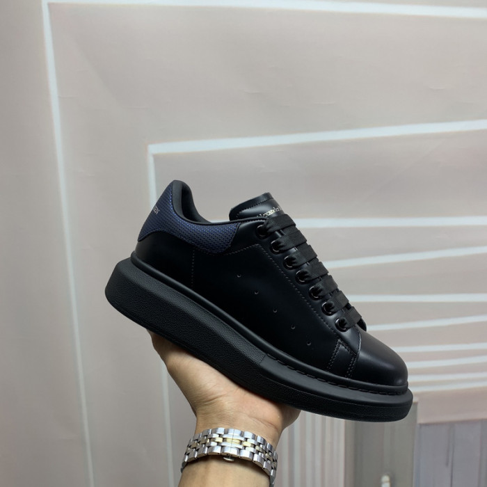 ALEXMQ Sneakers